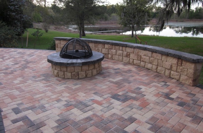 Outdoor Kitchens & Fire Pits 5